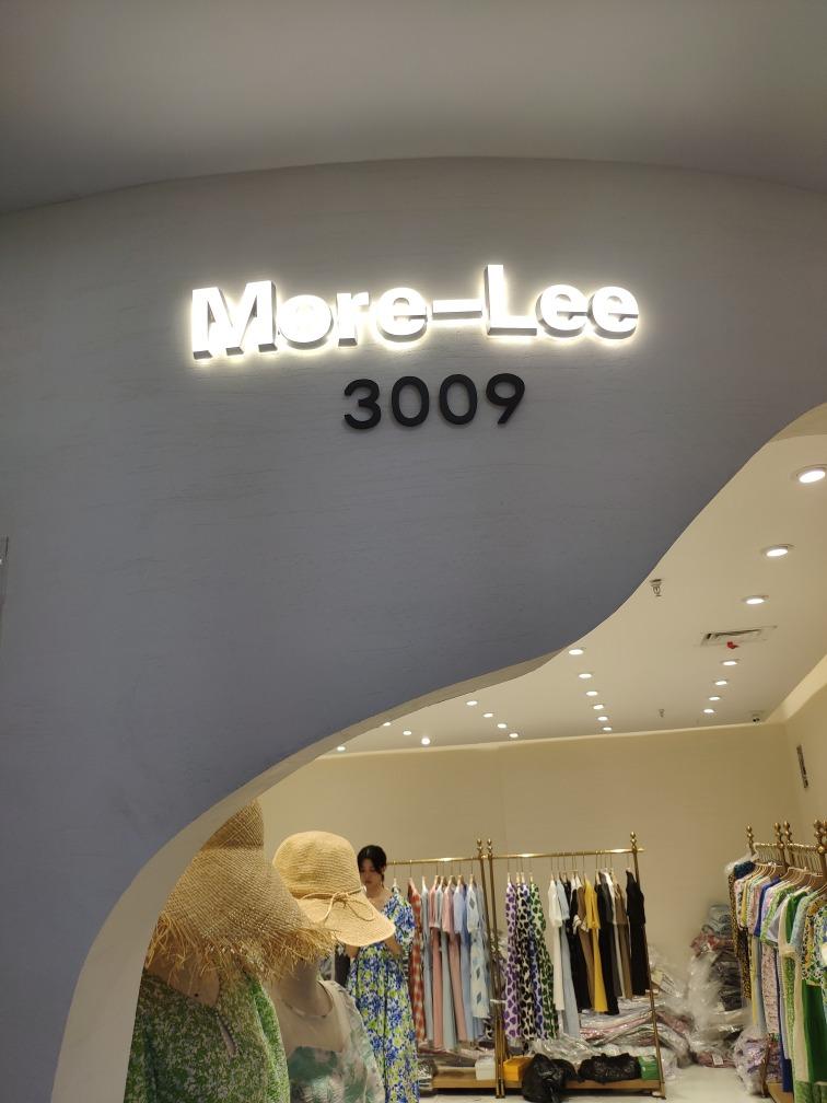 More-Lee