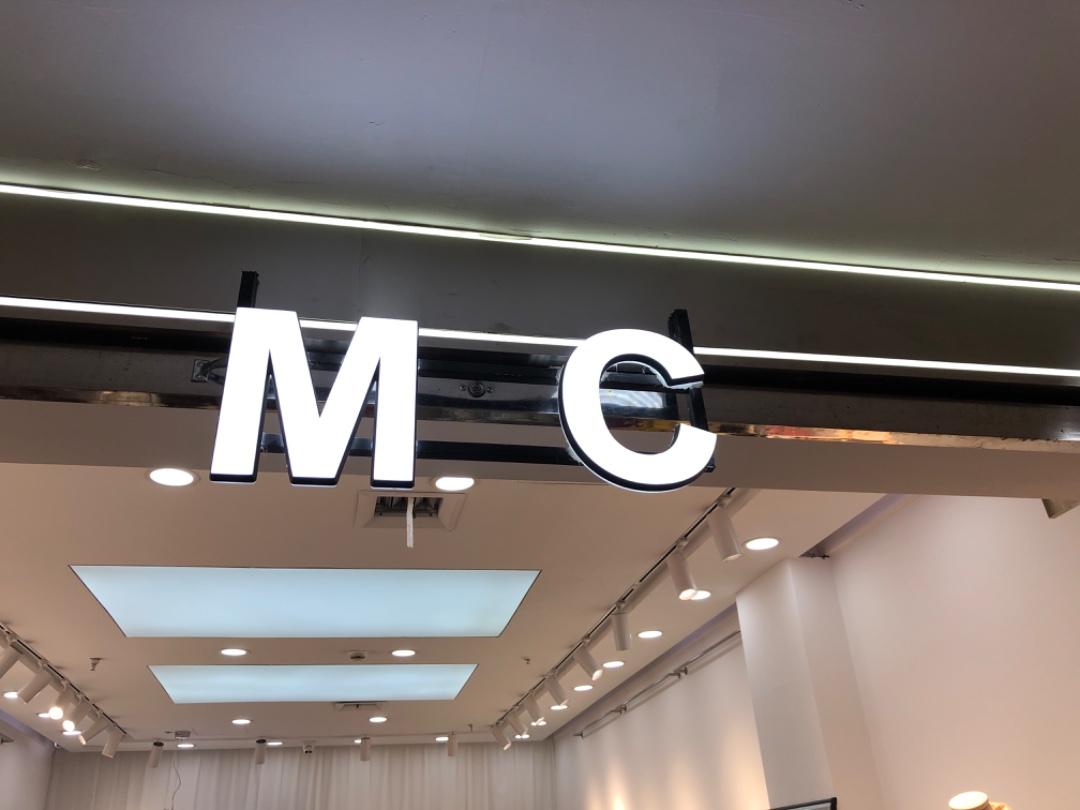 MC