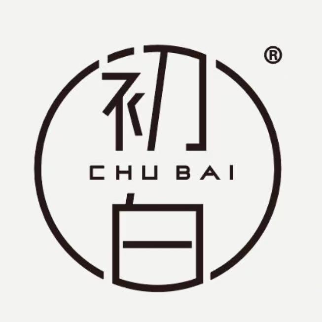 初白