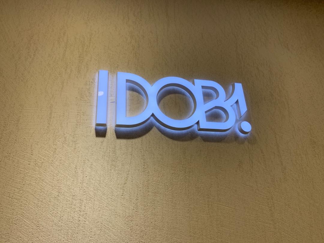伊多变LOGO