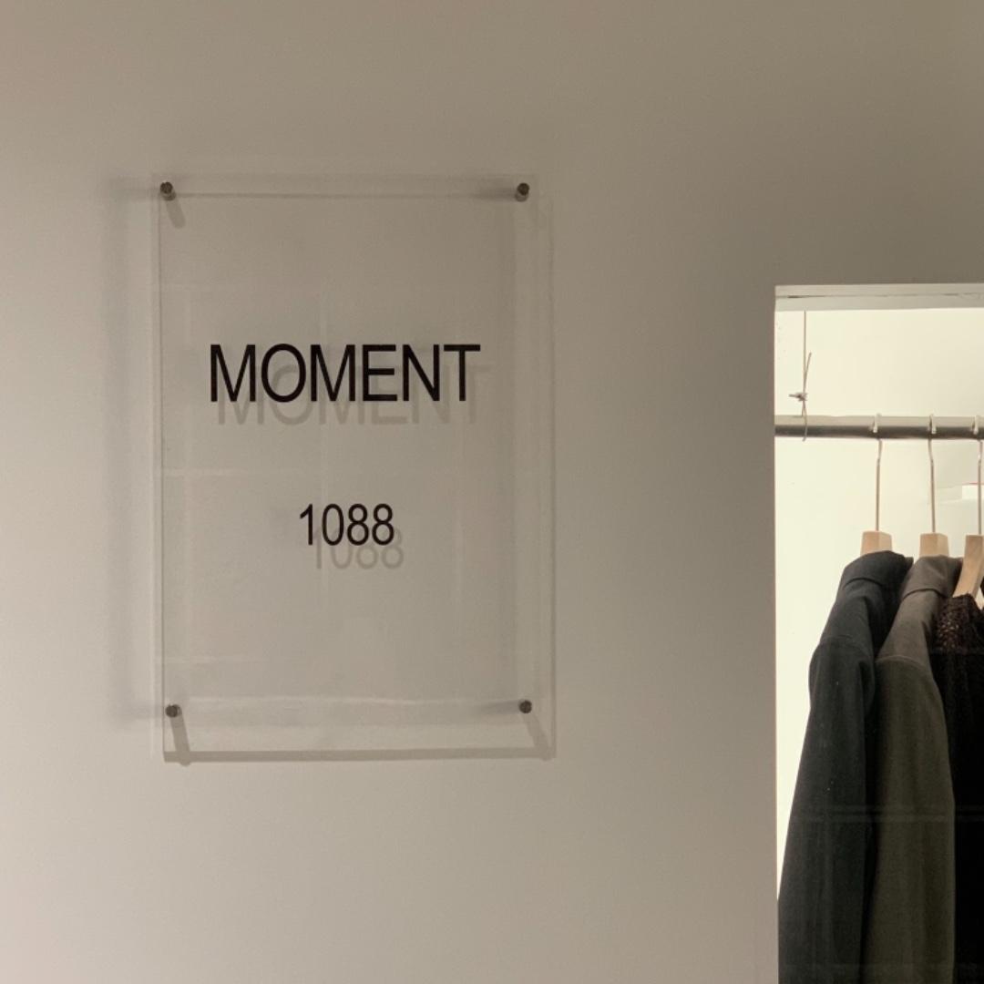 MOMENT