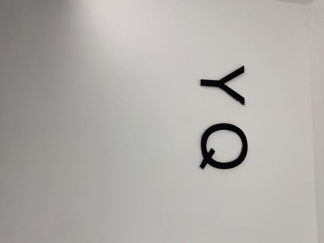 YQ 宇钱LOGO